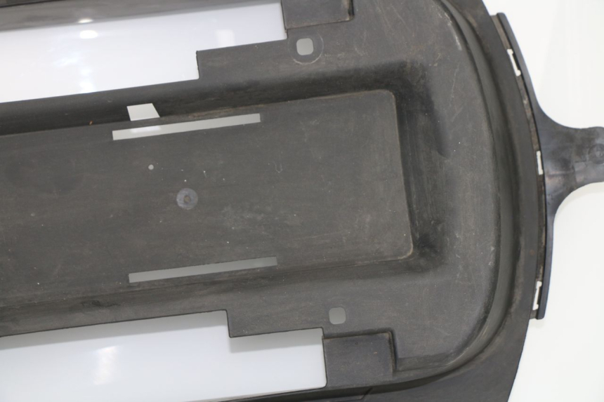 photo de TRITTBRETT VERKLEIDUNG RENAULT TWIZY 45 (2012 - 2019) - Fokus auf die Struktur