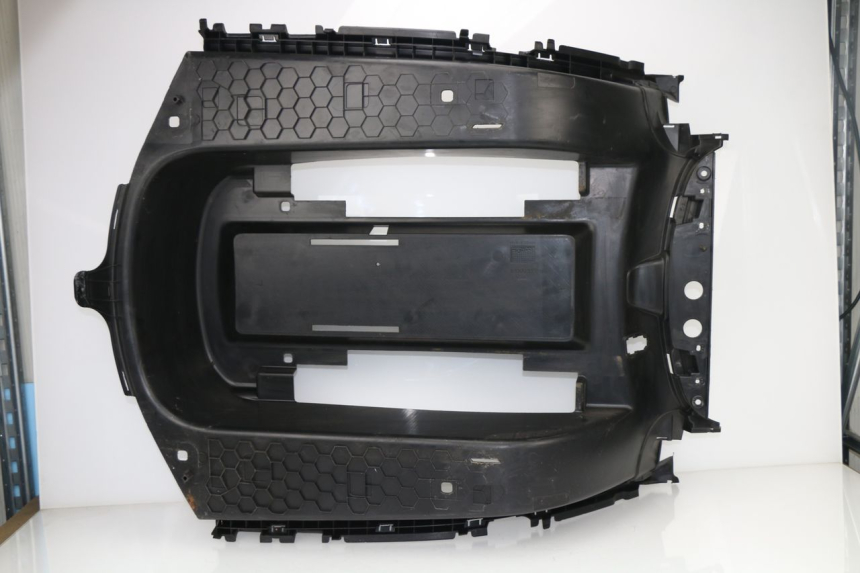 photo de TRITTBRETT VERKLEIDUNG RENAULT TWIZY 45 (2012 - 2019) - Zoom auf Gebrauchszustand