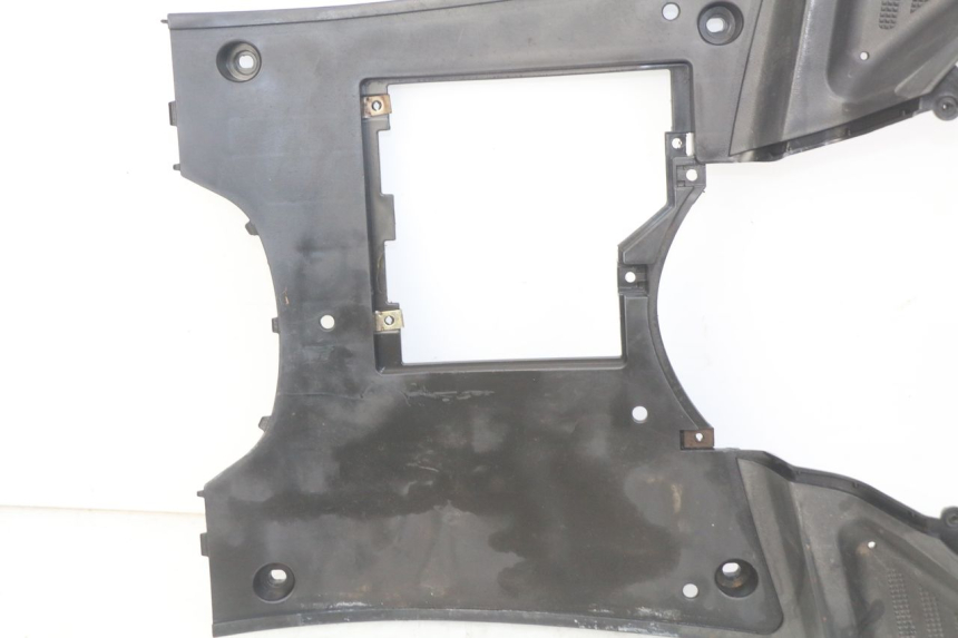 photo de FUßRASTE PEUGEOT V-CLIC VCLIC 50 (2007 - 2013) - Oberflächenzustand und Material