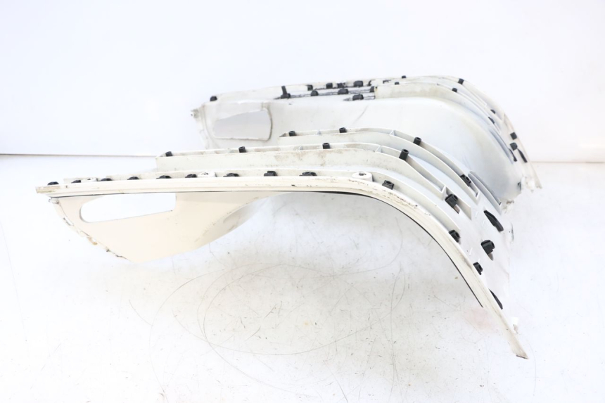 photo de TRITTBRETT VERKLEIDUNG PIAGGIO VESPA GTS SUPER IE 125 (2009 - 2016) - Alternative Perspektive