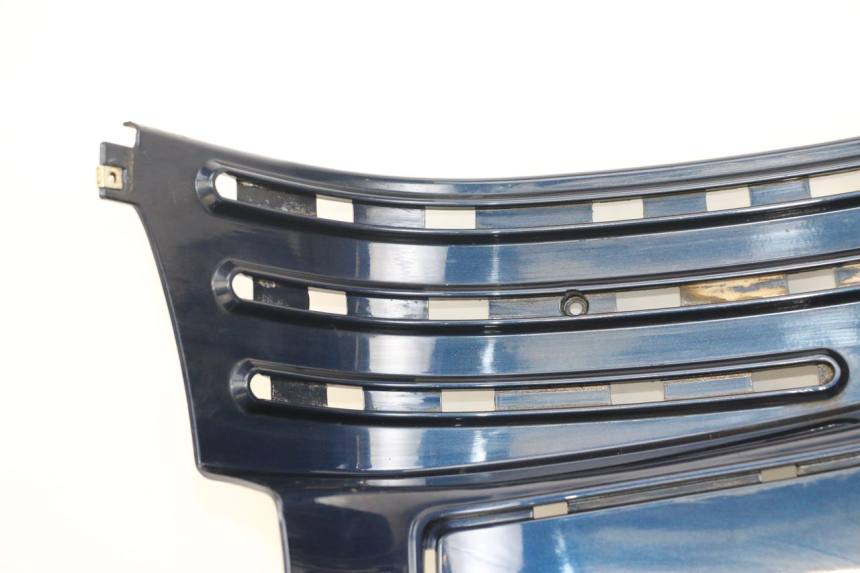 photo de TRITTBRETT VERKLEIDUNG PIAGGIO VESPA LX 125 (2005 - 2010) - Ergänzendes Produktfoto