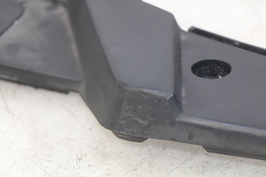 photo de FUßRASTE PEUGEOT VIVACITY NEW 4T 50 (2008 - 2017) - Details der Befestigungspunkte