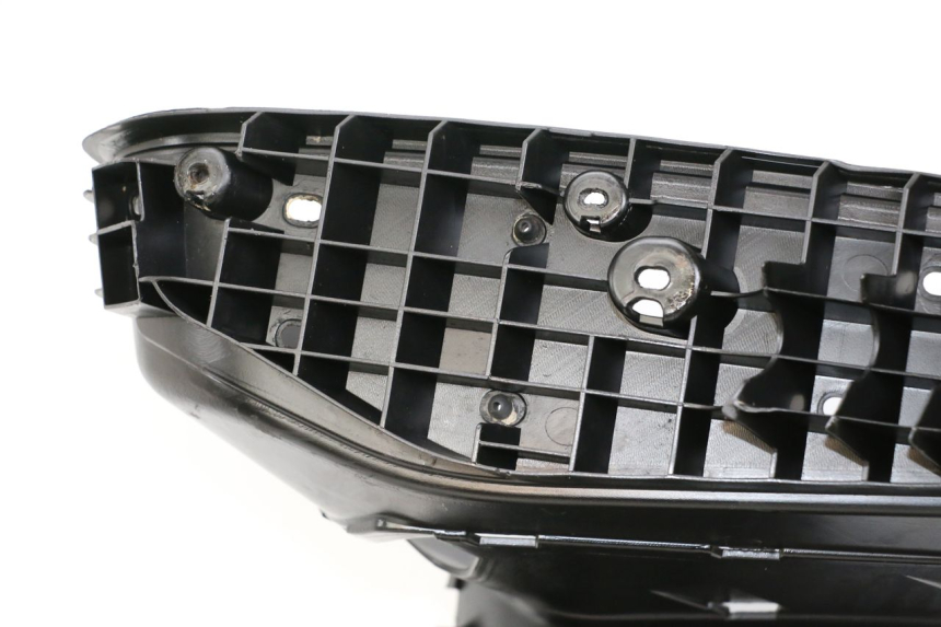 photo de FUßRASTE YAMAHA XMAX X-MAX 125 (2006 - 2009) - Details der Befestigungspunkte