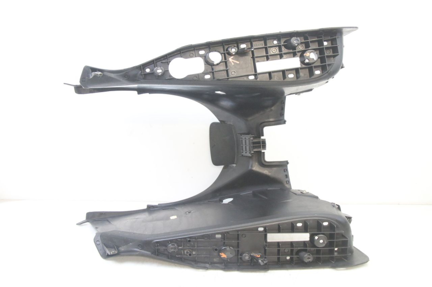 photo de FUßRASTE YAMAHA X-MAX XMAX 125 (2010 - 2013) - Technische Nahaufnahme