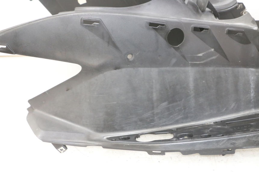 photo de FUßRASTE YAMAHA X-MAX XMAX 125 (2010 - 2013) - Zoom auf Komponenten