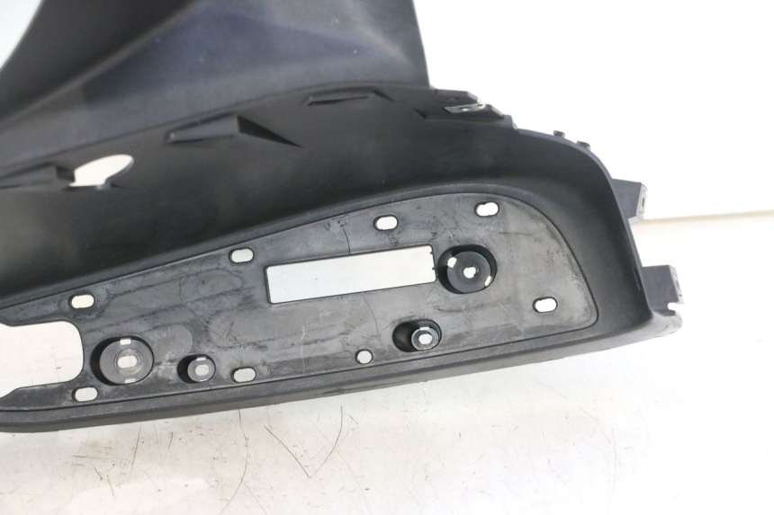 photo de FUßRASTE YAMAHA X-MAX XMAX 125 (2010 - 2013) - Zoom auf Gebrauchszustand