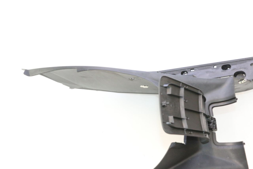 photo de FUßRASTE YAMAHA X-MAX XMAX 125 (2010 - 2013) - Technische Nahaufnahme