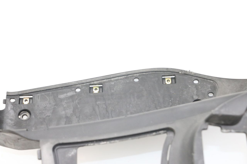 photo de Fußraste KYMCO XCITING 250 (2006 - 2009) - Details der Befestigungspunkte