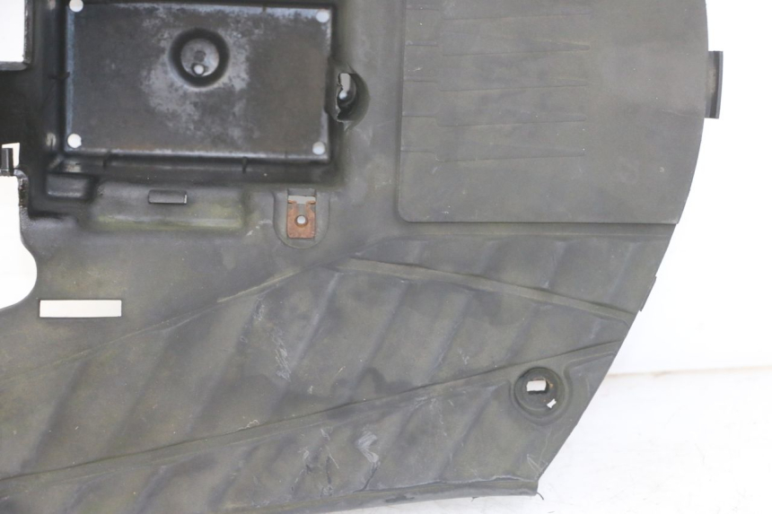 photo de TRITTBRETT VERKLEIDUNG YAMAHA BW'S NG NEXT GENERATION 50 (1996 - 2003) - Hochauflösende Nahaufnahme