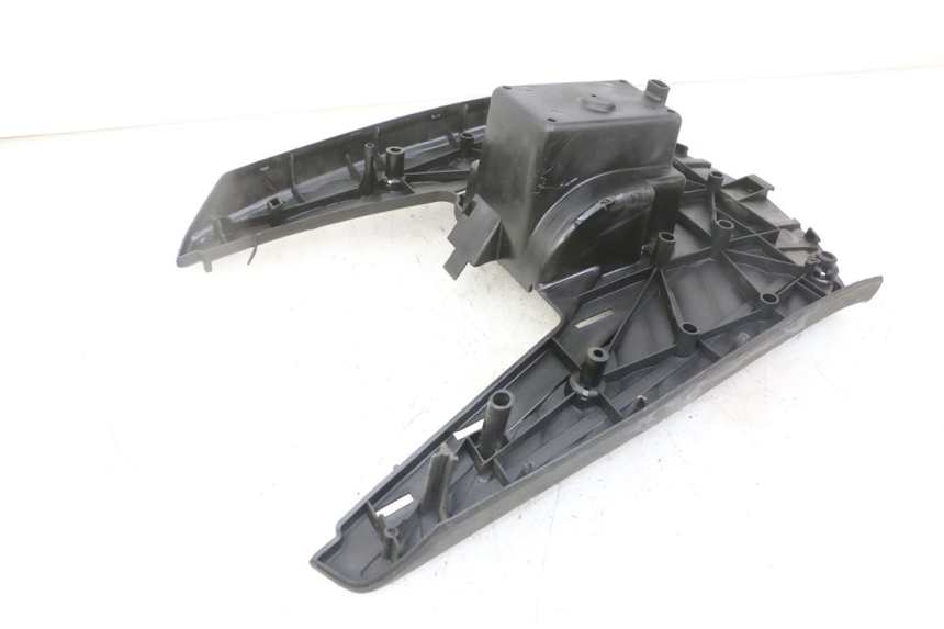 photo de TRITTBRETT VERKLEIDUNG YAMAHA BW'S NG NEXT GENERATION 50 (1996 - 2003) - Technische Nahaufnahme