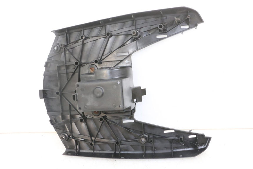 photo de TRITTBRETT VERKLEIDUNG YAMAHA BW'S NG NEXT GENERATION 50 (1996 - 2003) - Details der Befestigungspunkte