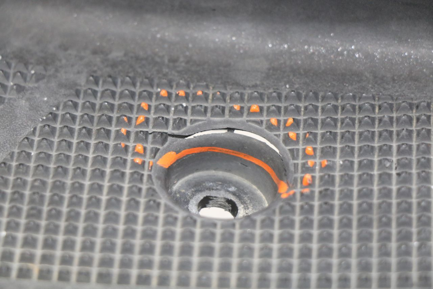 photo de FUßRASTE YAMAHA YP MAJESTY 125 (1998 - 2001) - Charakteristische Merkmale