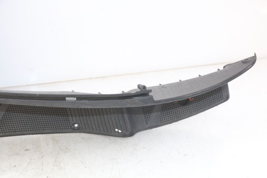 photo de FUßRASTE YAMAHA YP MAJESTY 125 (1998 - 2001) - Zoom auf Komponenten