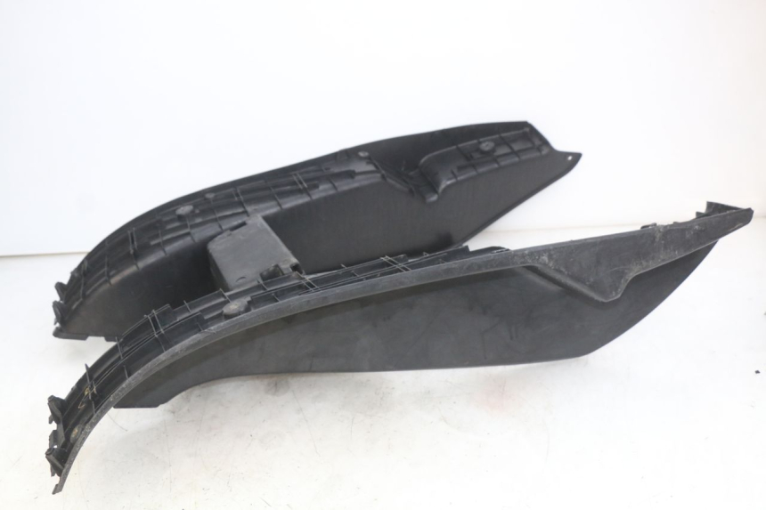 photo de FUßRASTE YAMAHA YP MAJESTY 125 (1998 - 2001) - Zoom auf Gebrauchszustand