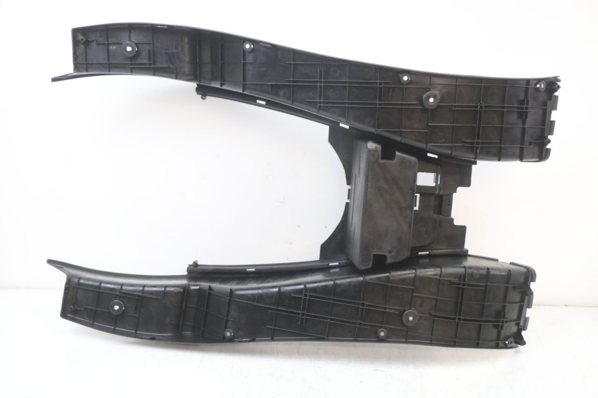 photo de TRITTBRETT VERKLEIDUNG YAMAHA YP MAJESTY 125 (2002 - 2006) - Gesamtansicht des Produkts