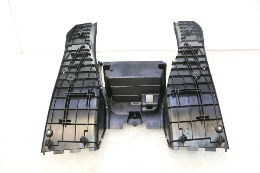 photo de TRITTBRETT VERKLEIDUNG YAMAHA YP MAJESTY 125 (2002 - 2006) - Qualität der Gebrauchtware