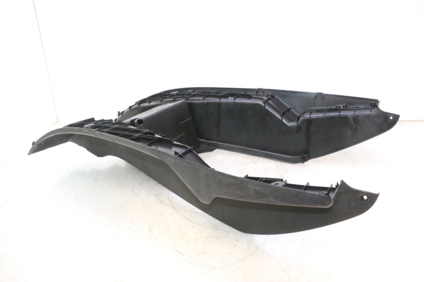 photo de TRITTBRETT VERKLEIDUNG YAMAHA YP MAJESTY 125 (2002 - 2006) - Hauptansicht