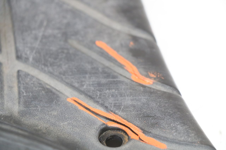 photo de FUßRASTE PIAGGIO ZIP 2T 50 (2009 - 2019) - Details der Befestigungspunkte