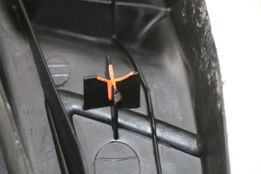 photo de FUßRASTE PIAGGIO ZIP 2T 50 (2009 - 2019) - Geprüftes Gebrauchtteil