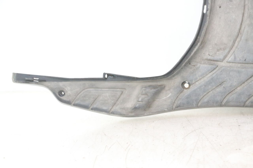 photo de TRITTBRETT VERKLEIDUNG PIAGGIO ZIP 4T 50 (2006 - 2017) - Detaillierte Sichtprüfung