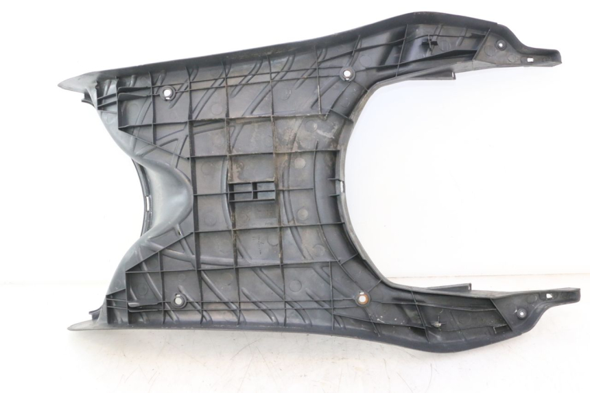 photo de TRITTBRETT VERKLEIDUNG PIAGGIO ZIP 4T 50 (2006 - 2017) - Details der Befestigungspunkte