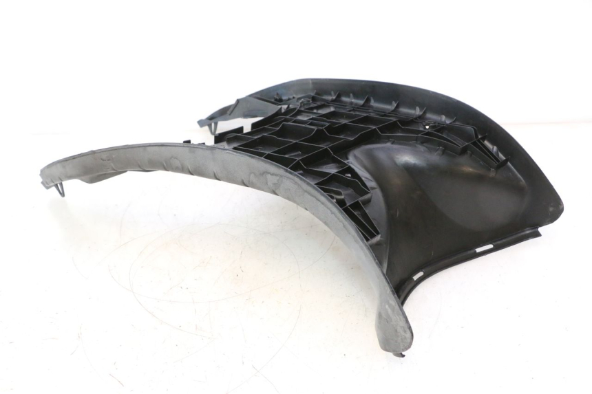 photo de TRITTBRETT VERKLEIDUNG PIAGGIO ZIP IGET 4T 50 (2021 - 2023) - Technische Nahaufnahme