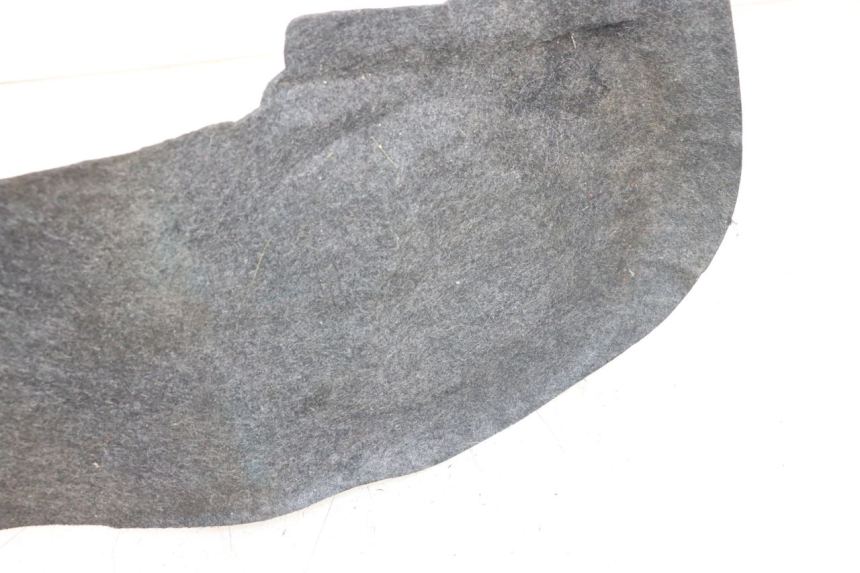 photo de HELMFACH TEPPICH HONDA FJS SILVERWING SILVER WING 600 (2001 - 2010) - Zoom auf Gebrauchszustand