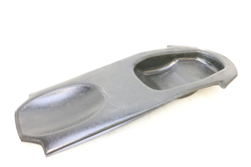 photo de HELMFACH TEPPICH SYM GTS EVO 125 (2009 - 2013) - Detailansicht des Bauteils
