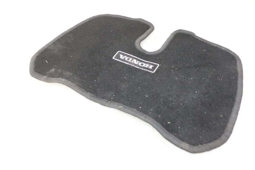 photo de HELMFACH TEPPICH HONDA ST PAN EUROPEAN 1300 (2002 - 2013) - Hauptansicht