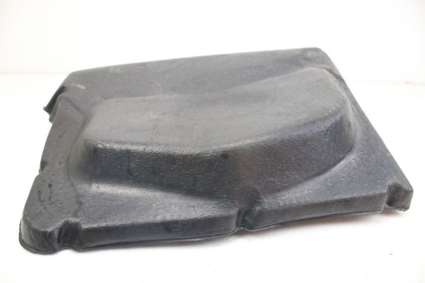 photo de KOFFERRAUMTEPPICH PIAGGIO X9 EVOLUTION 125 (2003 - 2007) - Zoom auf Gebrauchszustand