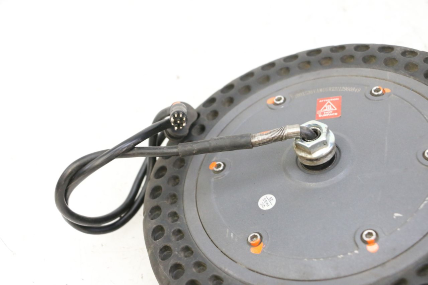 photo de MOTOR URBANGLIDE 100XS 1 - Oberflächenzustand und Material