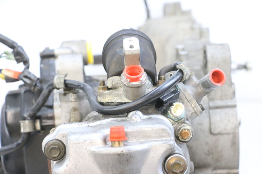 photo de MOTOR ADIVA AD3 300 (2014 - 2020) - Detaillierte Sichtprüfung