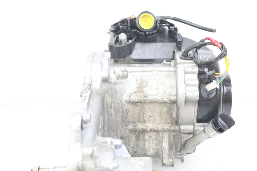 photo de MOTOR KYMCO AGILITY 4T 50 (2018 - 2022) - Oberflächenzustand und Material