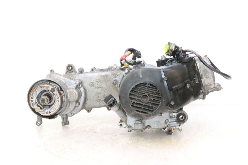 photo de MOTOR KYMCO AGILITY 4T 50 (2018 - 2022) - Detaillierte Sichtprüfung