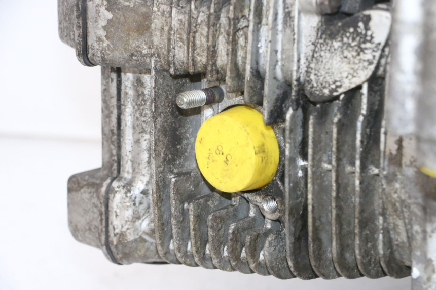 photo de MOTOR HYOSUNG GV AQUILA 125 (2000 - 2009) - Zoom auf Gebrauchszustand