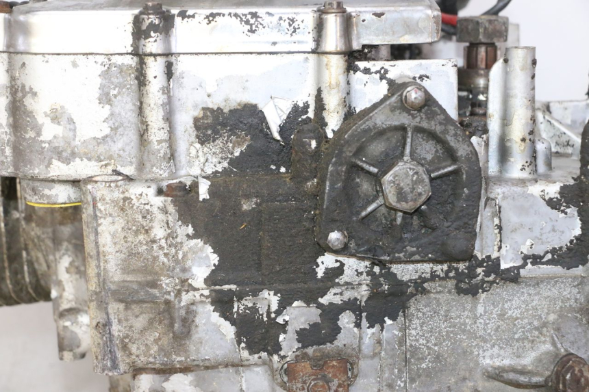 photo de MOTOR HYOSUNG GV AQUILA 125 (2000 - 2009) - Alternative Perspektive