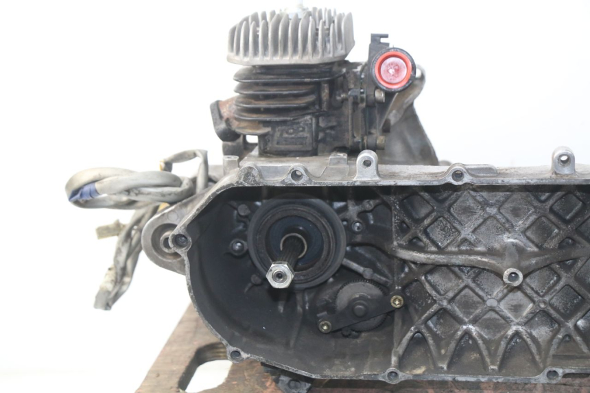 photo de MOTOR MBK BOOSTER SPIRIT NAKED 50 (2004 - 2017) - Profilansicht des Ersatzteils