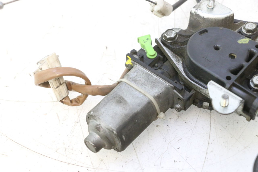photo de WINDSCHILD MOTOR SUZUKI BURGMAN EXECUTIVE ABS 650 (2006 - 2012) - Alternative Perspektive