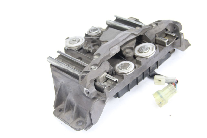 photo de MOTORHAUBE YAMAHA FJR ABS 1300 (2006 - 2012) - Technische Nahaufnahme