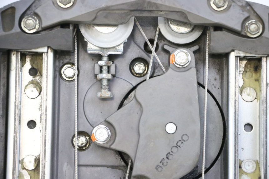 photo de MOTORHAUBE YAMAHA FJR ABS 1300 (2006 - 2012) - Alternative Perspektive