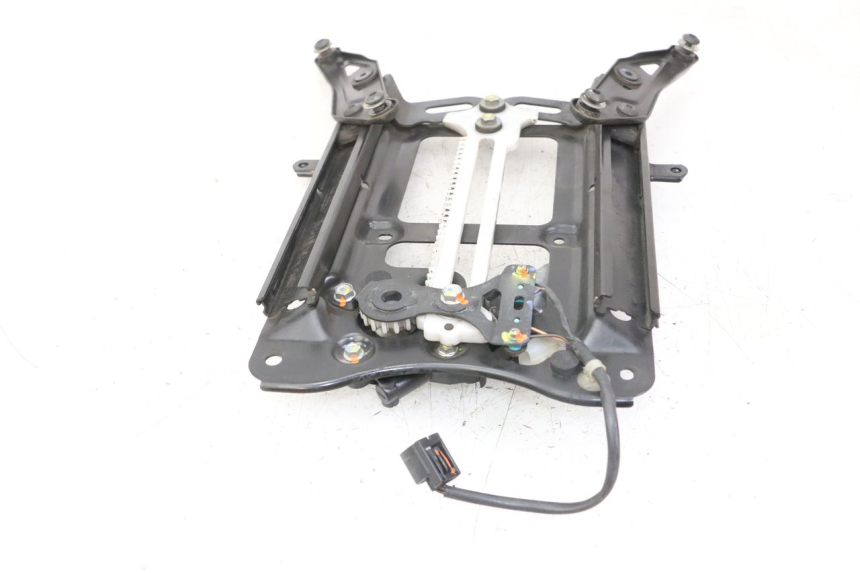 photo de WINDSCHILD MOTOR HONDA FORZA 125 (2021 - 2025) - Kennzeichnungen und Originalreferenzen