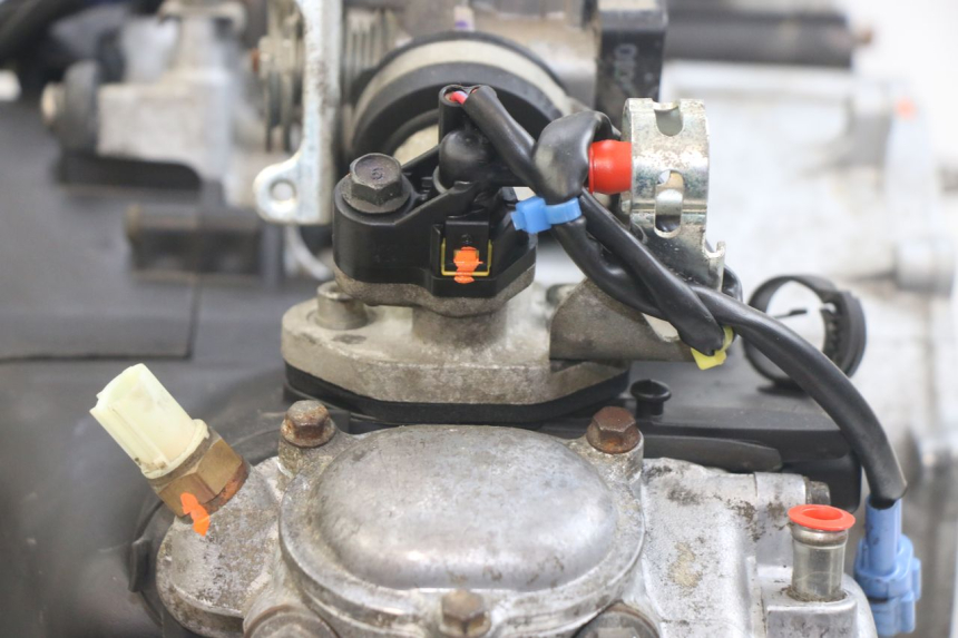 photo de MOTOR YAMAHA BW'S BWS 125 (2010 - 2013) - Zoom auf Komponenten