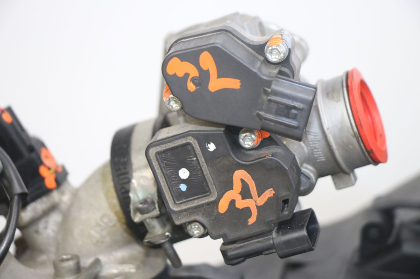 photo de MOTOR YAMAHA BW'S BWS 125 (2010 - 2013) - Detaillierte Sichtprüfung