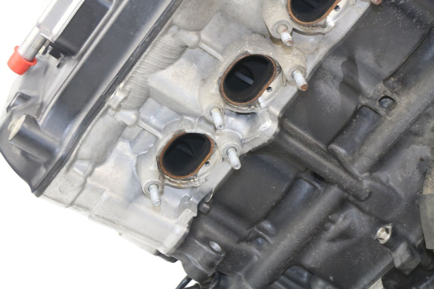 photo de MOTOR HONDA CBR RR FIREBLADE 1000 (2006 - 2007) - Alternativer Blickwinkel