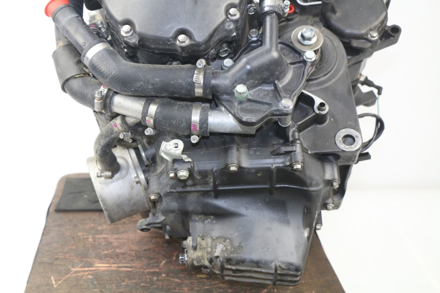 photo de MOTOR HONDA CBR RR FIREBLADE 1000 (2006 - 2007) - Gesamtansicht des Produkts