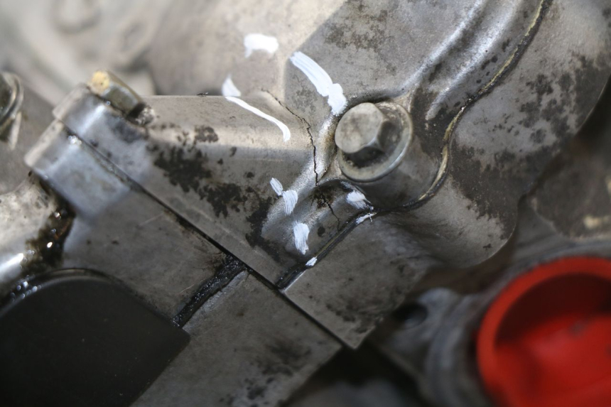 photo de MOTOR HONDA CR 125 (2000 - 2001) - Zoom auf Gebrauchszustand