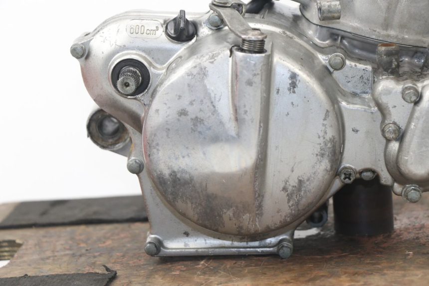 photo de MOTOR HONDA CR 85 (2003 - 2007) - Details der Befestigungspunkte