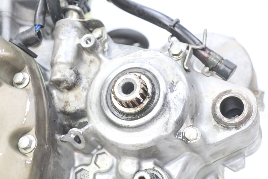 photo de MOTOR HONDA CRF CR-F 450 (2005 - 2008) - Zoom auf Gebrauchszustand