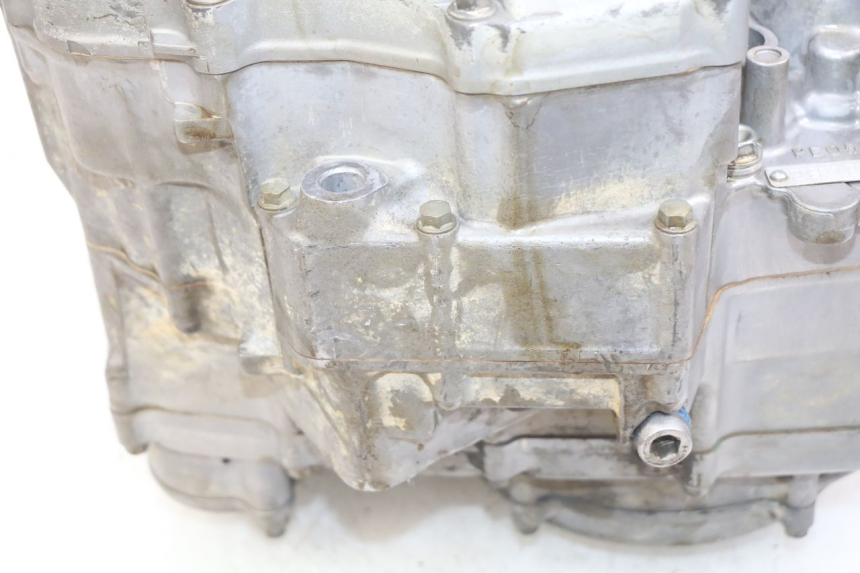 photo de MOTOR HONDA CRF CR-F 450 (2009 - 2012) - Details der Befestigungspunkte