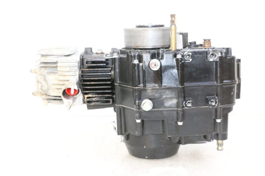 photo de MOTOR CCR DIRT BIKE 125 - Details der Befestigungspunkte